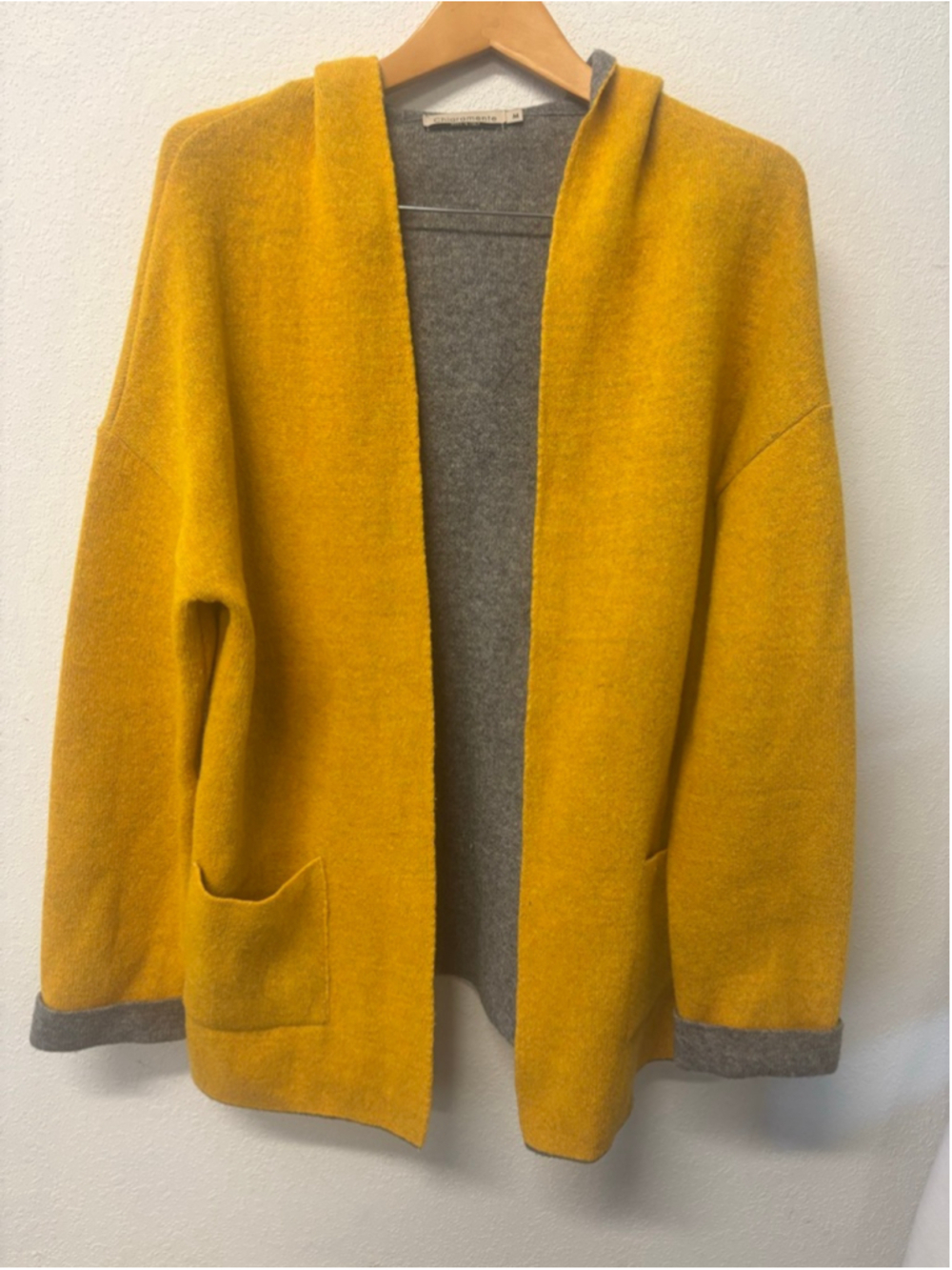 Women's Chiaramente Cardigan Medium Yellow Gray Hooded Wool Blend Italy